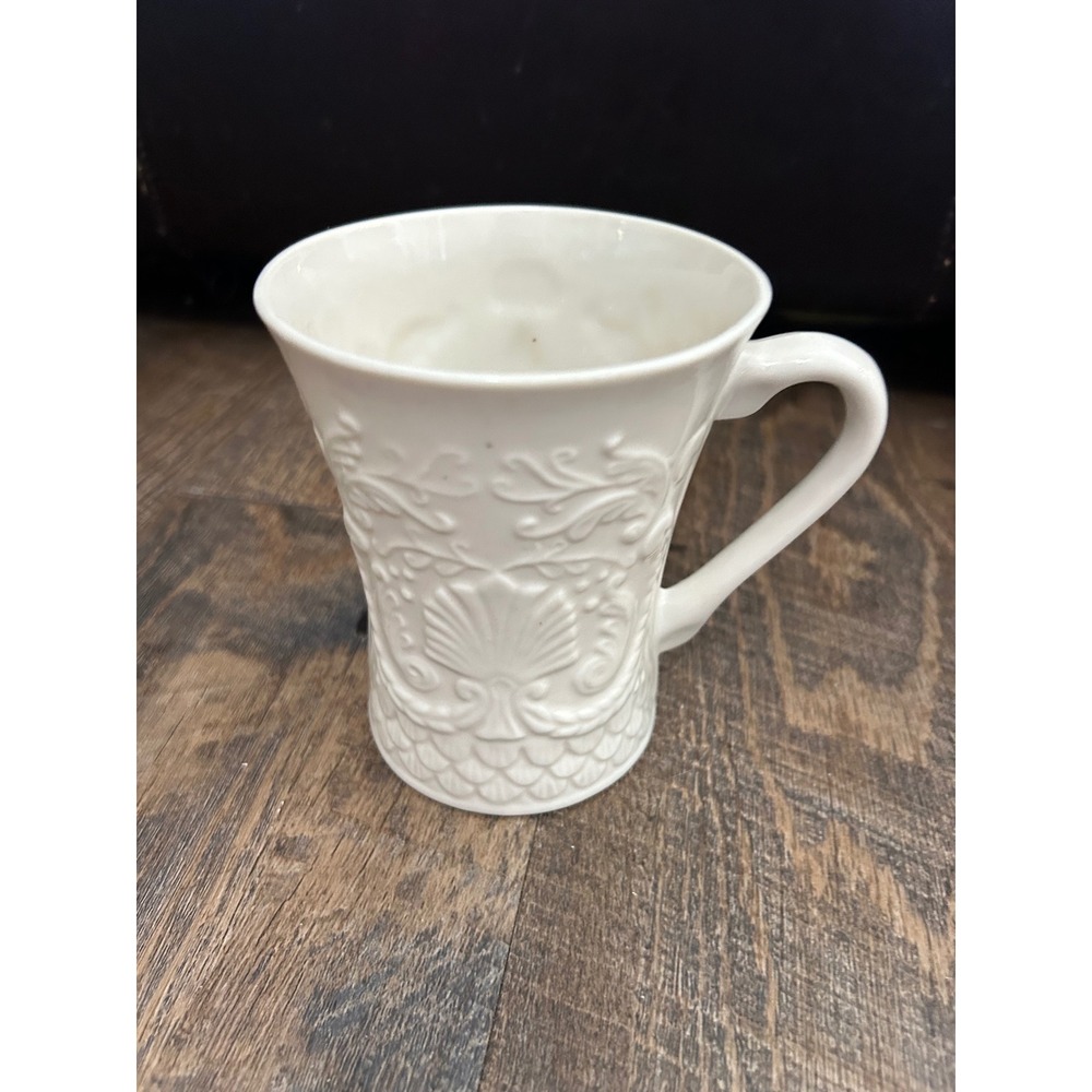 Belleek Ireland 2007 Edition 150th Anniversary Mug Signed Naomi Sloan Ivory - Picture 4 of 7